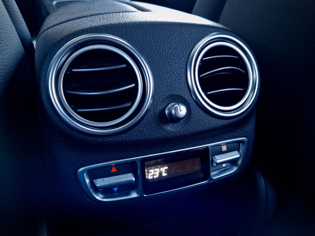 Mercedes Clase E 300e - Foto 28