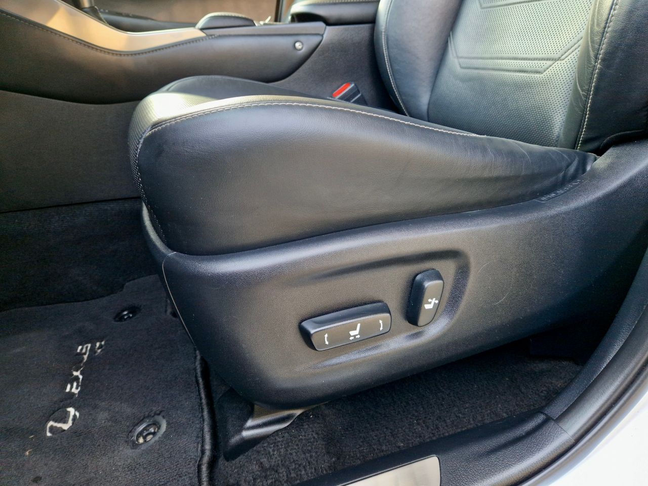 Lexus NX 300h - Foto 5