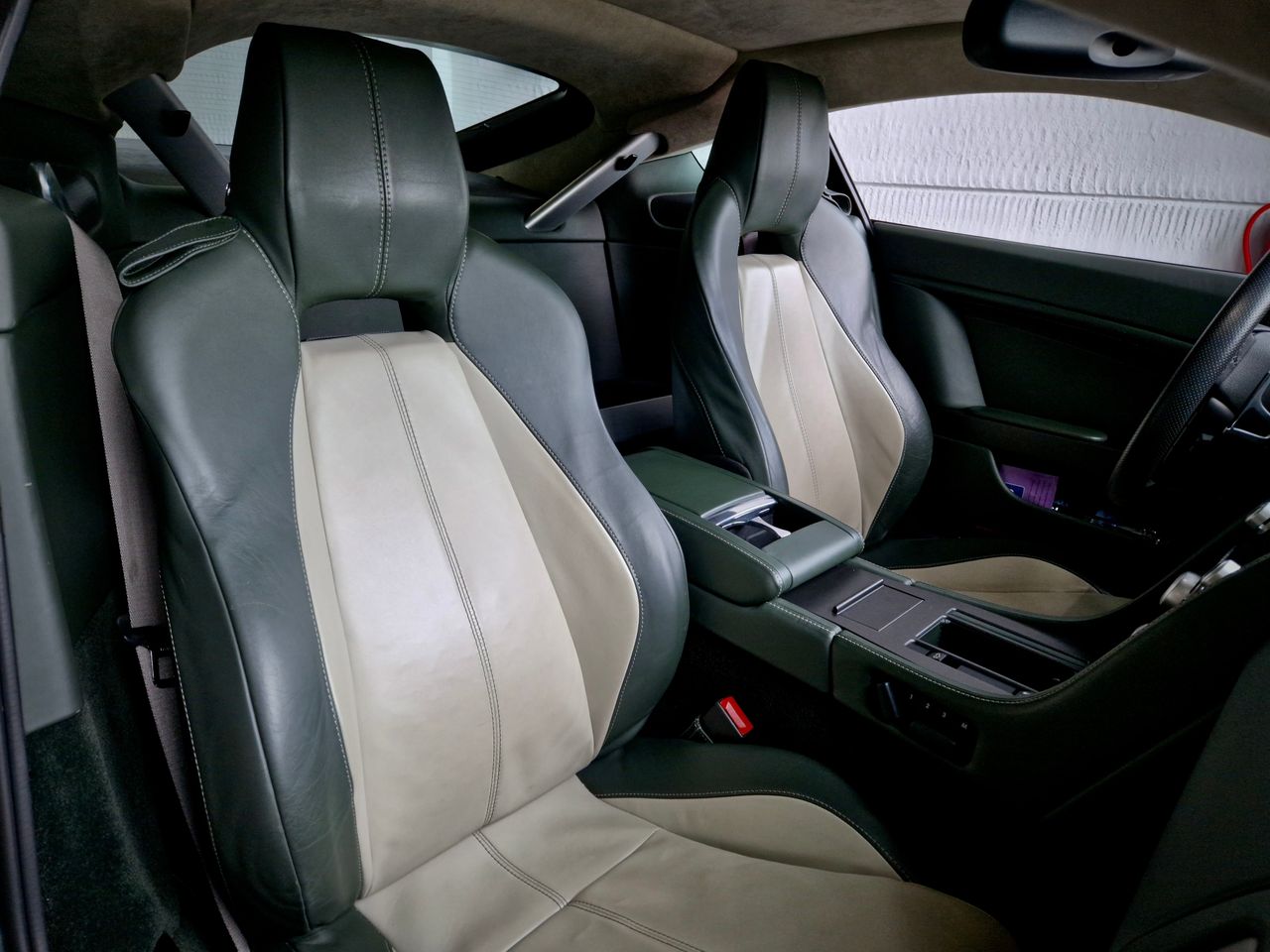 Aston martin V8 Vantage Sportshift - Foto 10