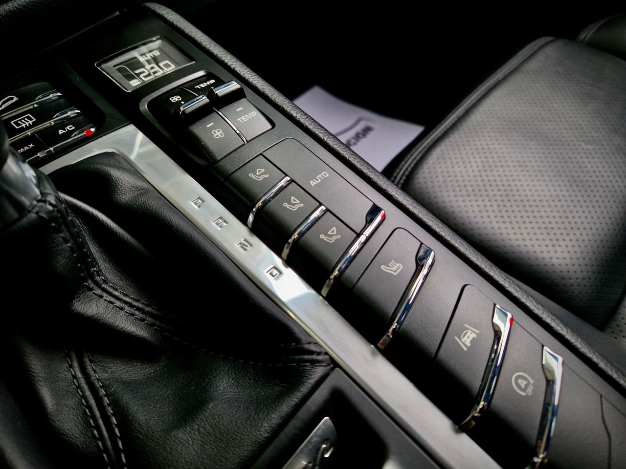 Porsche Macan . - Foto 30