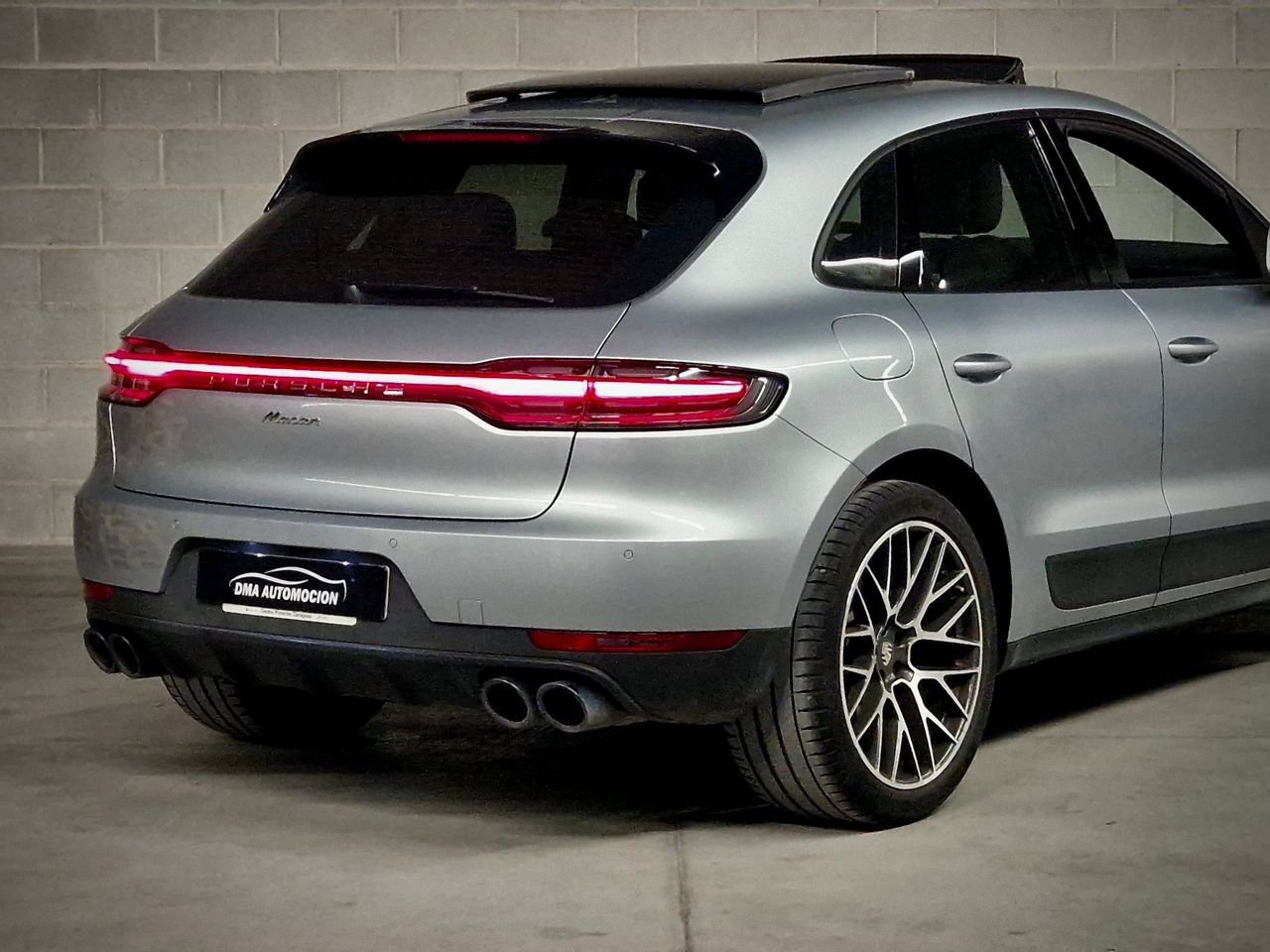 Porsche Macan . - Foto 24