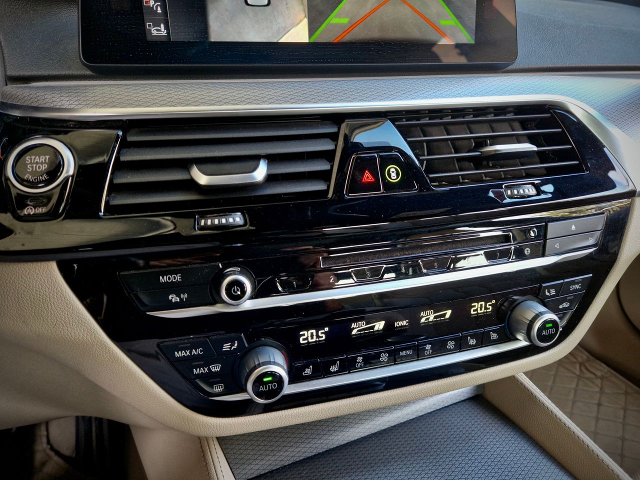 BMW Serie 5 540i XDrive - Foto 20