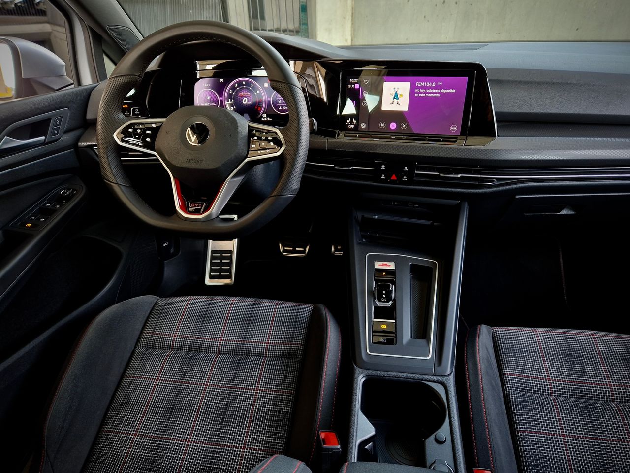 Volkswagen Golf GTI. - Foto 12