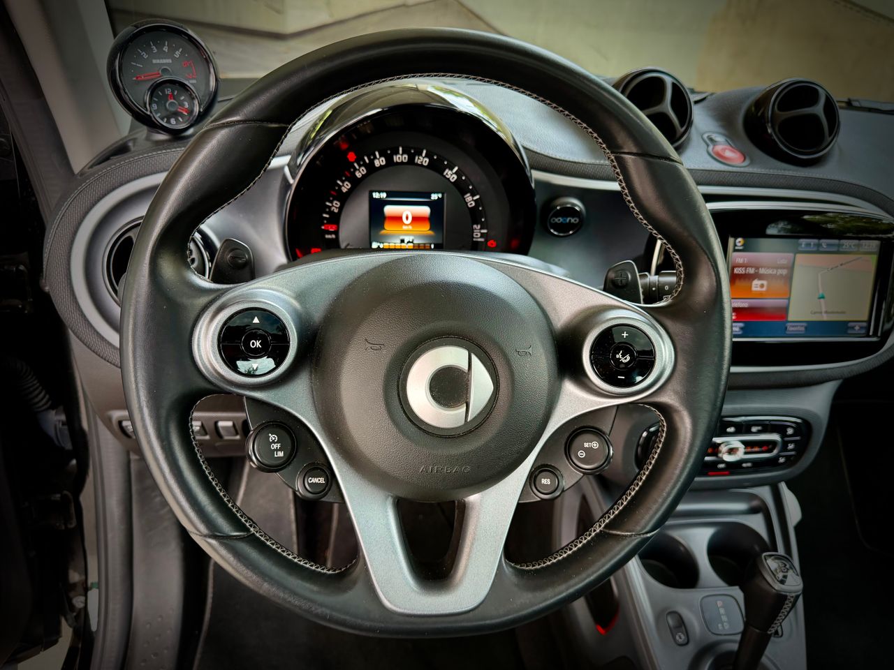 Smart Fortwo Coupe BRABUS - Foto 24