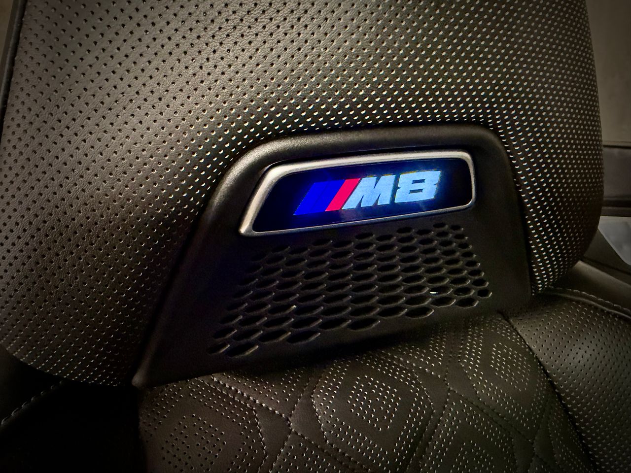BMW Serie 8 M COMTETITION - Foto 17