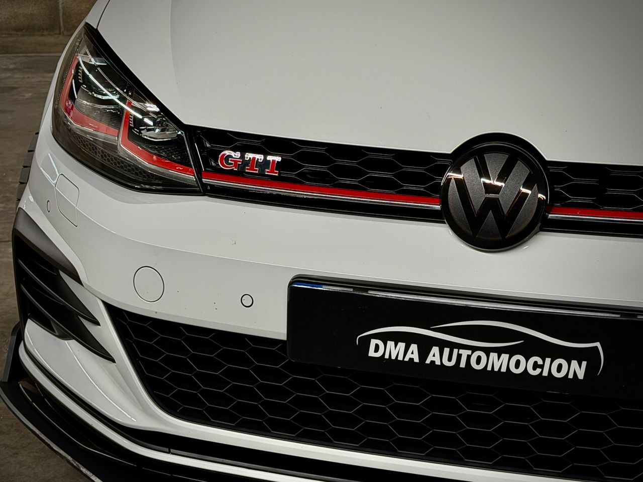 Volkswagen Golf 5p GTI TCR 2.0 TSI 213 kW - Foto 19