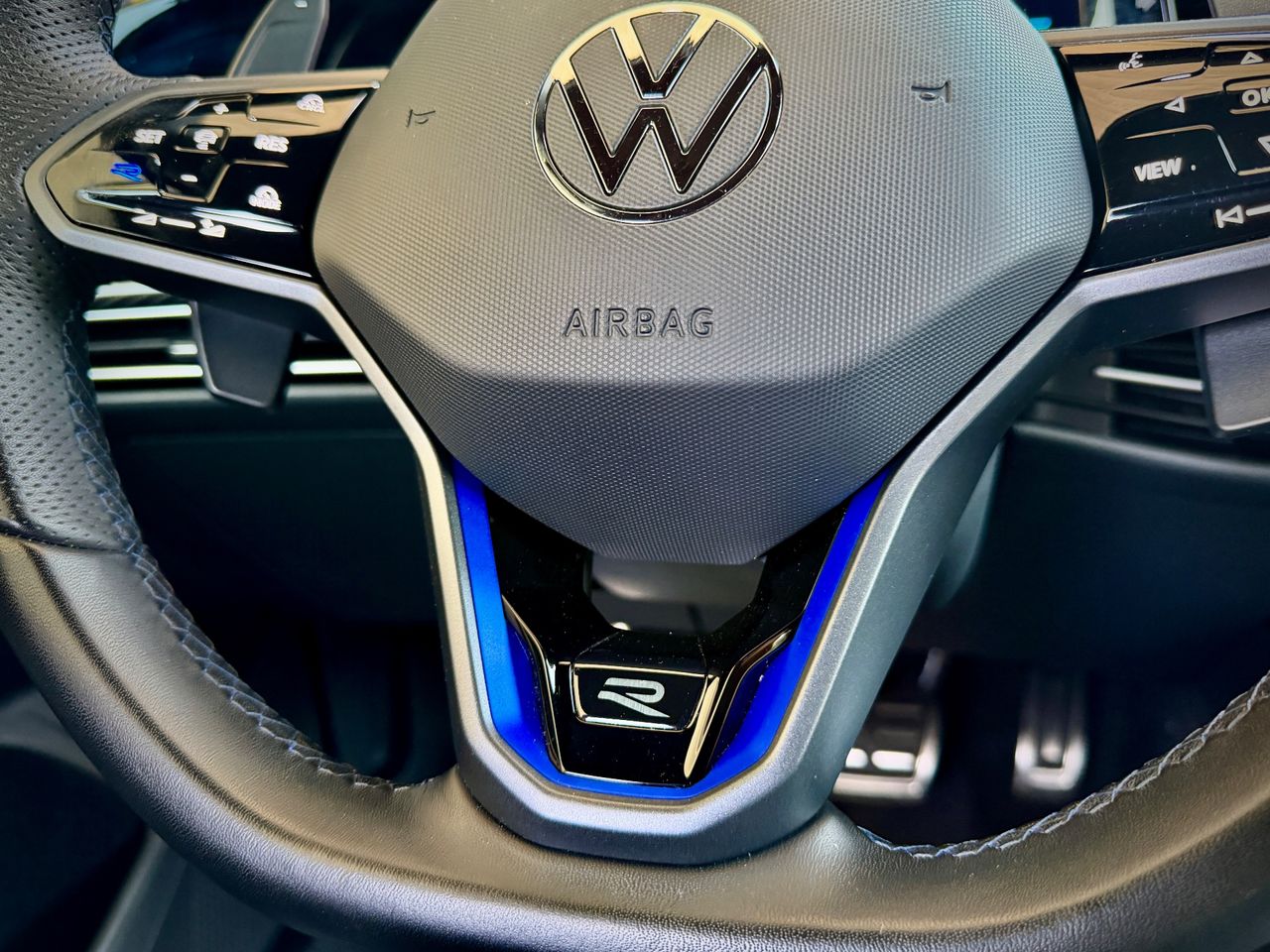 Volkswagen Golf R Black Edition 2.0 TSI 245 kW - Foto 33