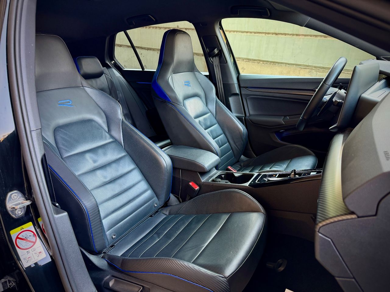 Volkswagen Golf R Black Edition 2.0 TSI 245 kW - Foto 11
