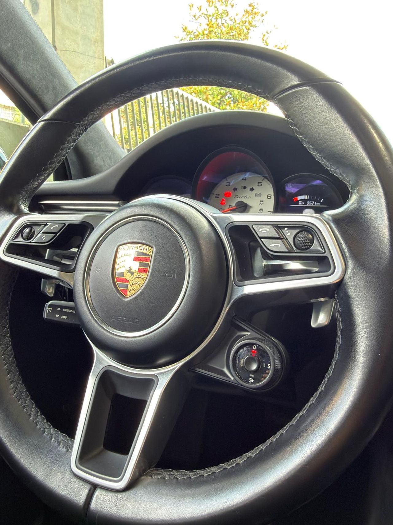 Porsche Macan Turbo - Foto 27