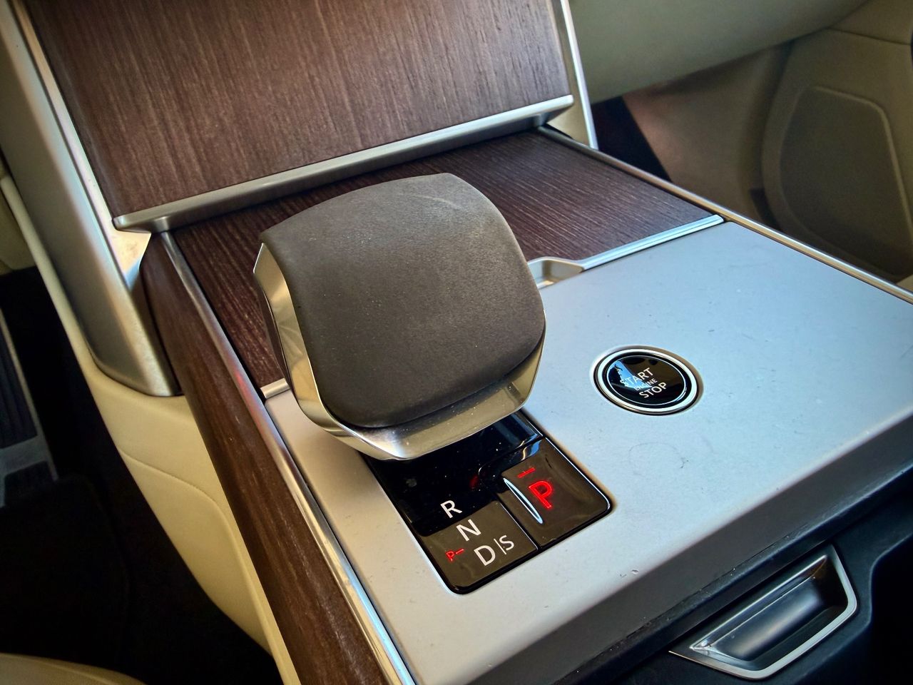 Land-Rover Range Rover LWB D350 MHEV Autobiography - Foto 34