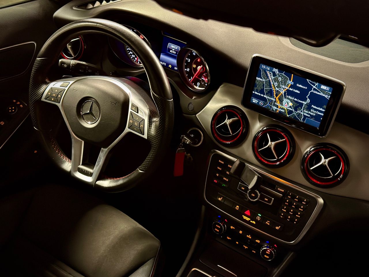 Mercedes GLA AMG GLA 45 4MATIC - Foto 23