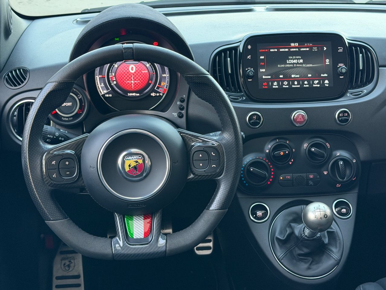 Abarth 695 695 1.4 T-JET 132 kW - Foto 29