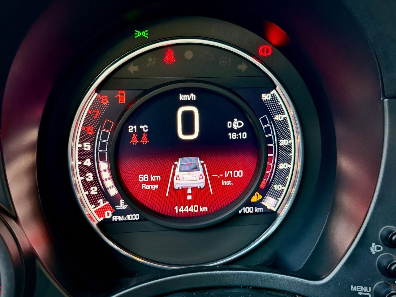 Abarth 695 695 1.4 T-JET 132 kW - Foto 8