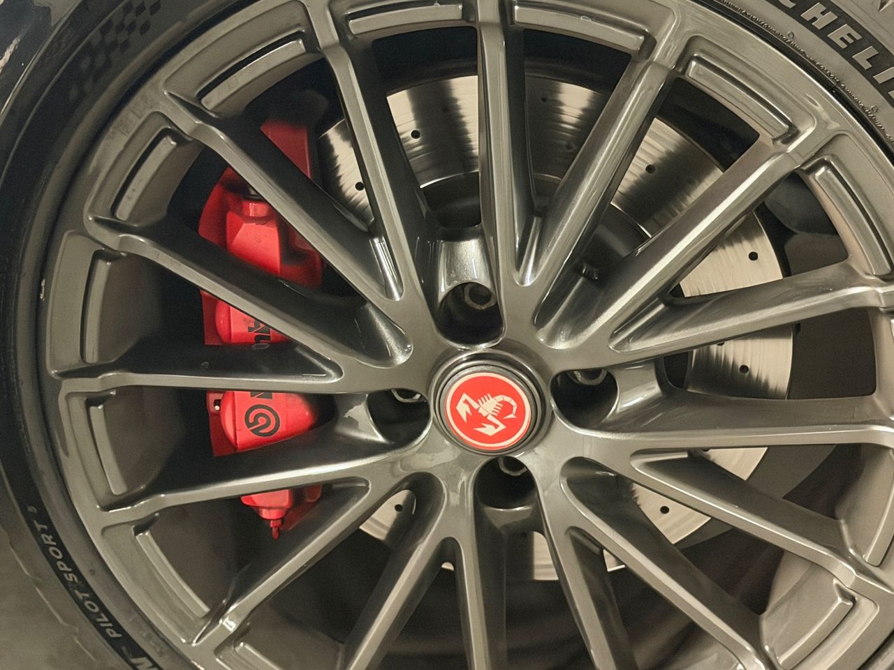 Abarth 695 695 1.4 T-JET 132 kW - Foto 23