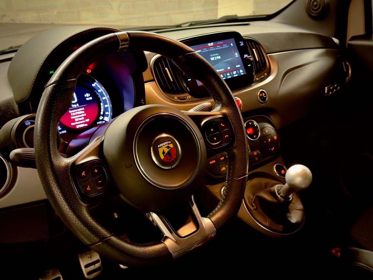 Abarth 595 1.4 T-JET 121 kW - Foto 16