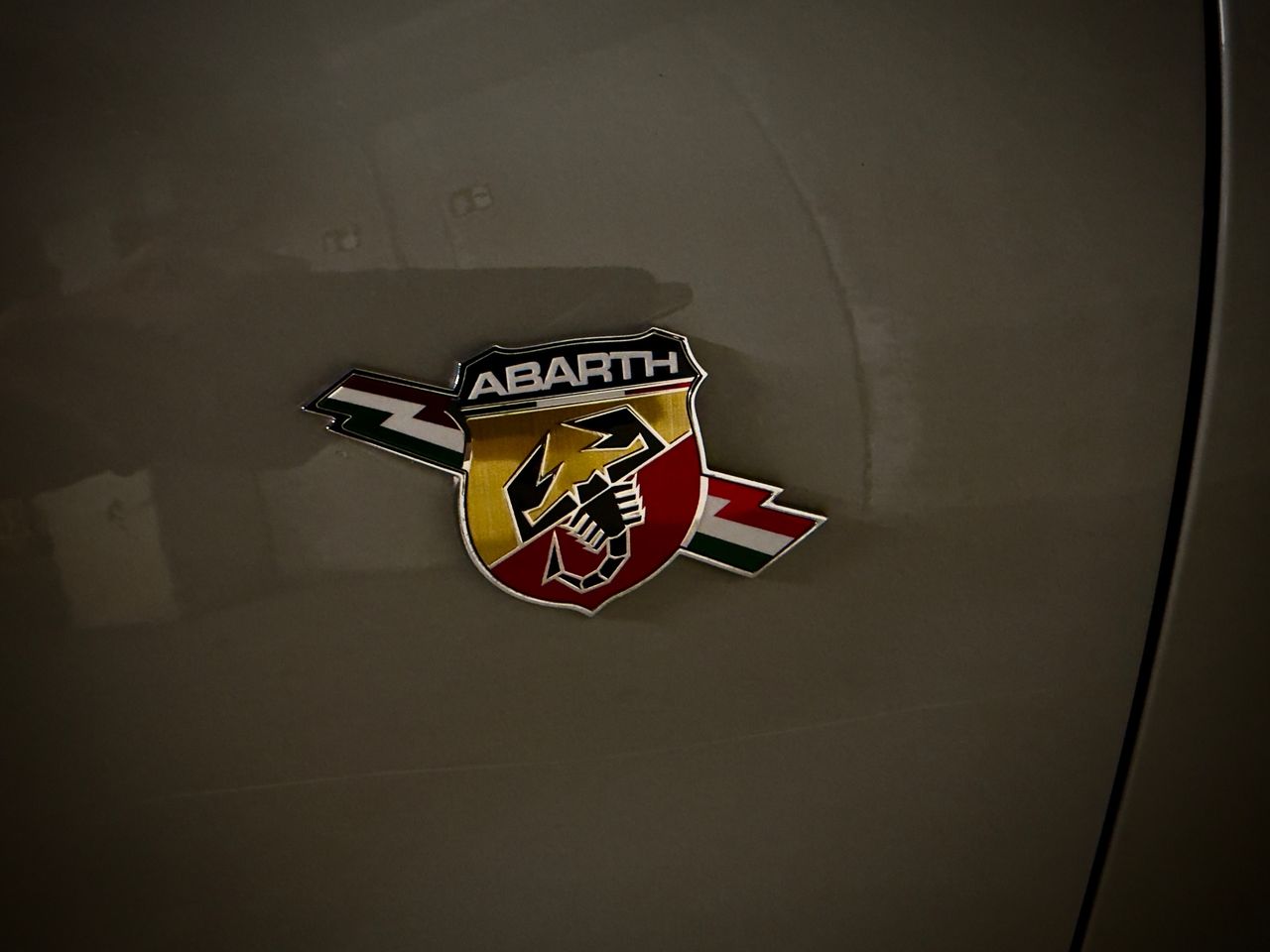 Abarth 595 1.4 T-JET 121 kW - Foto 11