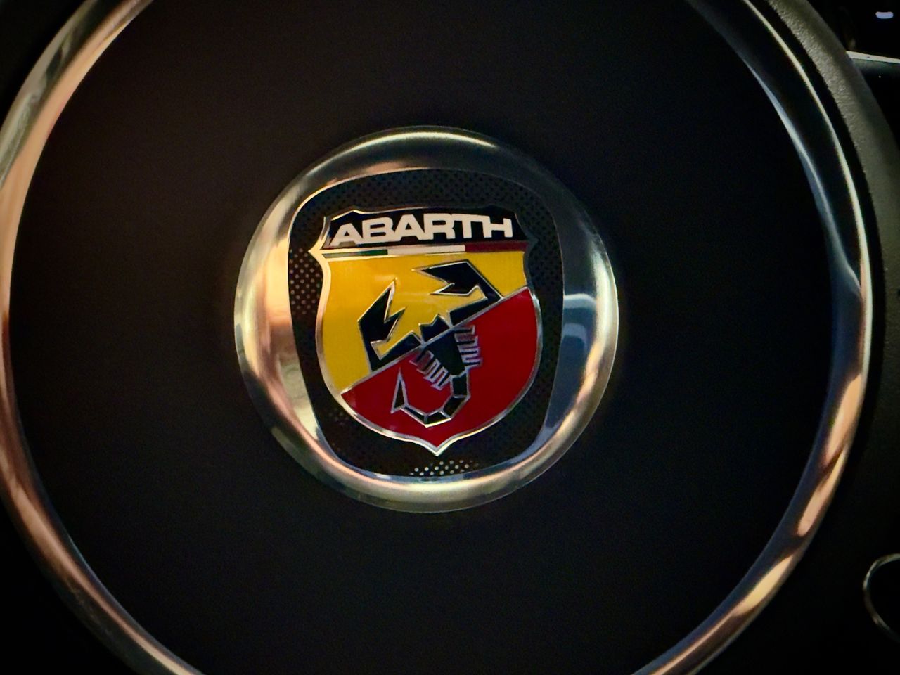 Abarth 595 1.4 T-JET 121 kW - Foto 25