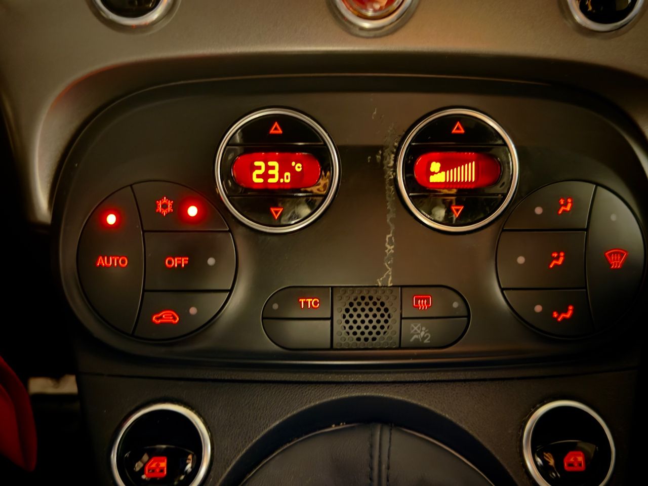 Abarth 595 1.4 T-JET 121 kW - Foto 19
