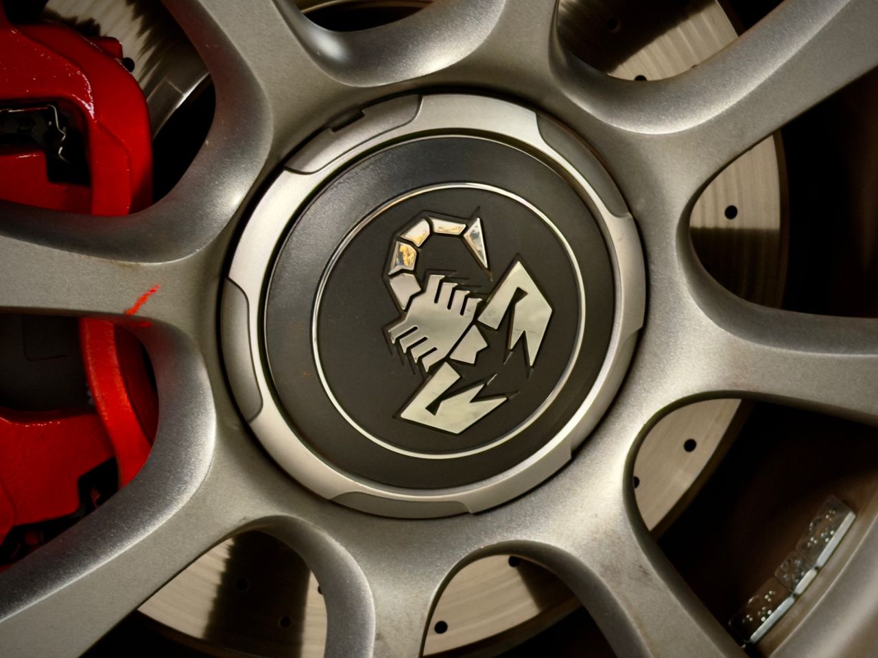 Abarth 595 1.4 T-JET 121 kW - Foto 10