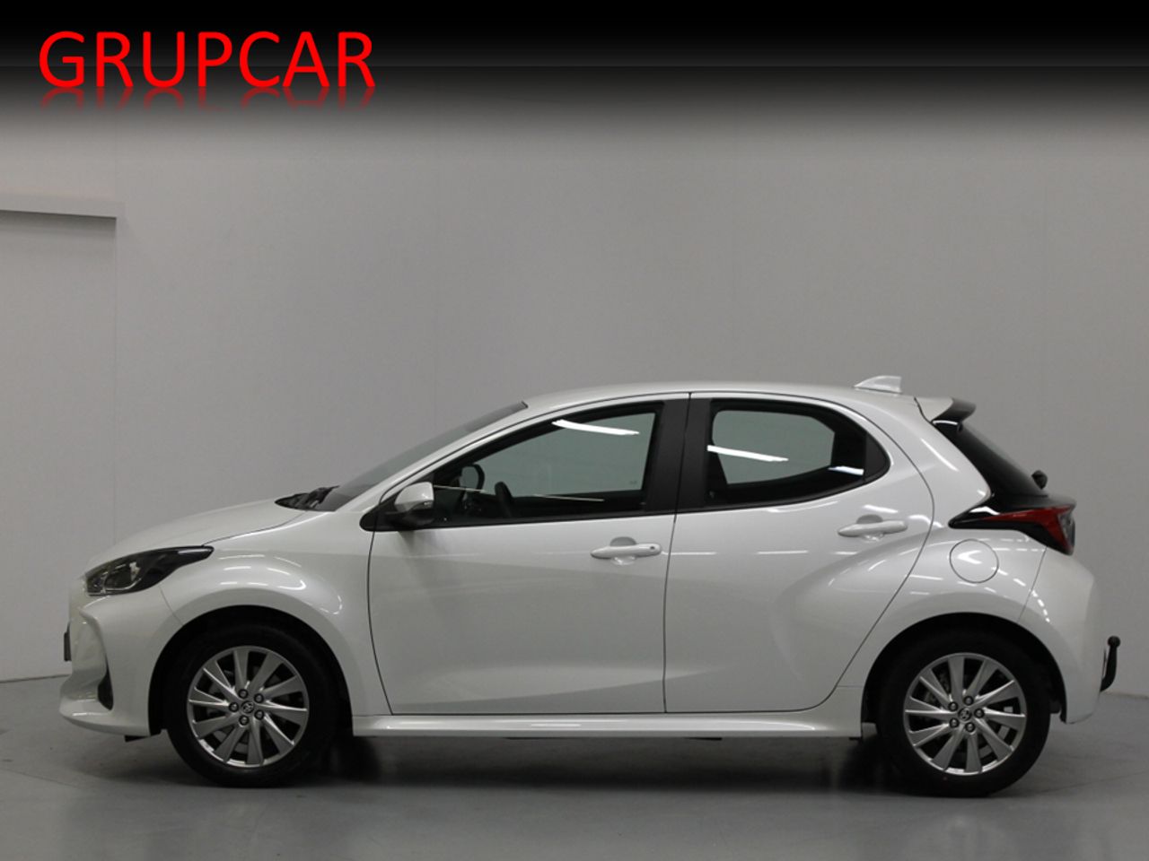 toyota yaris 2023 / foto grande (3)