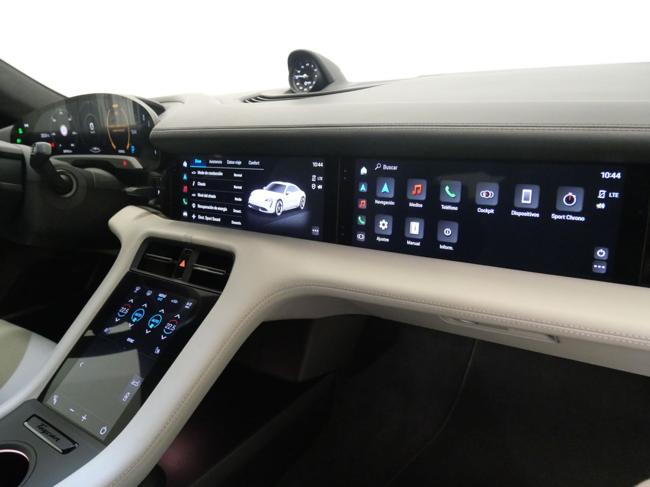 Porsche Taycan TURBO - foto 23