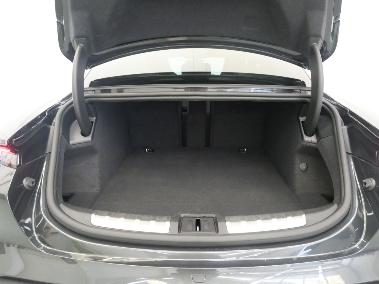 Porsche Taycan TURBO - foto 21