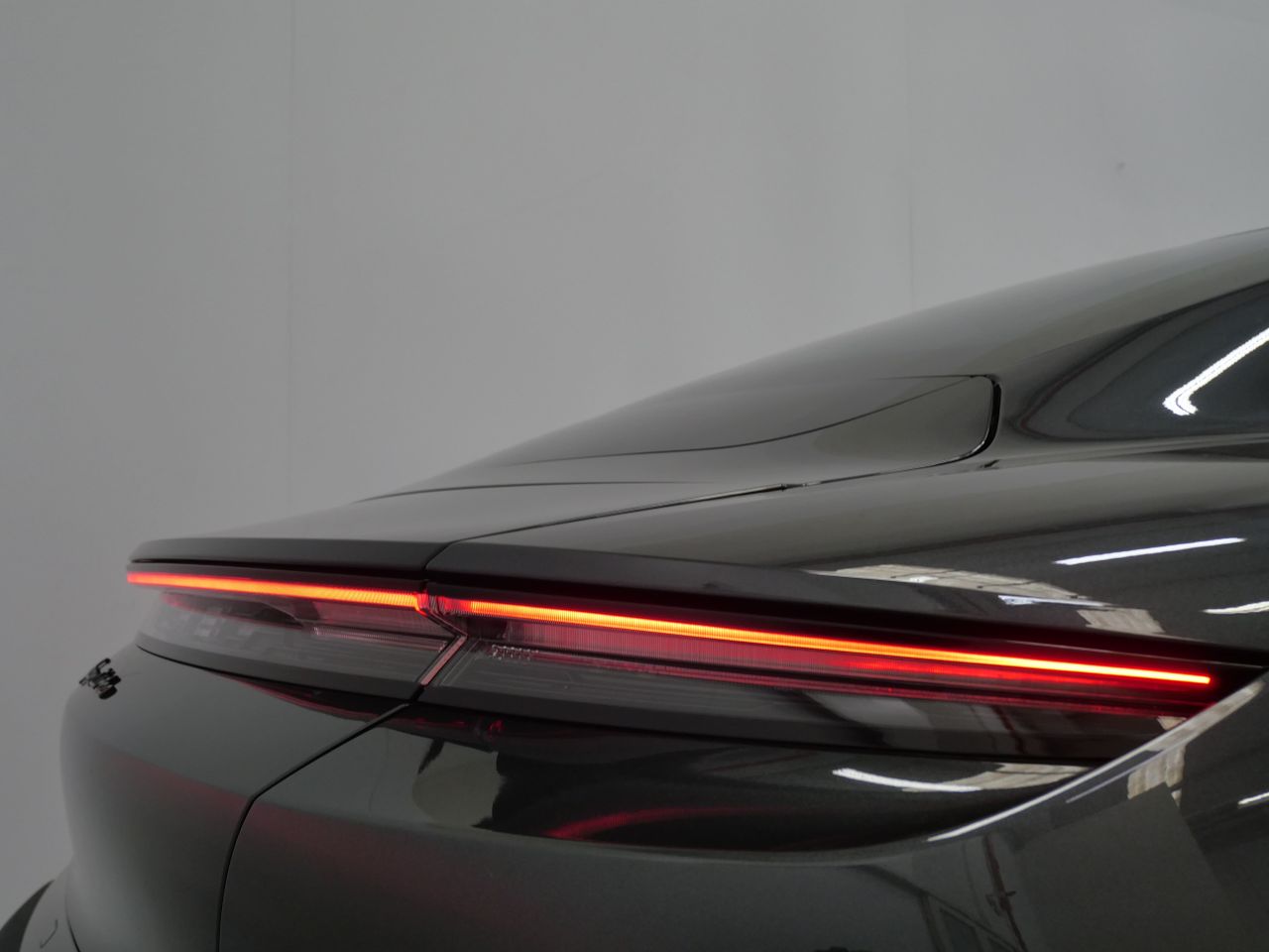 Porsche Taycan TURBO - foto 10