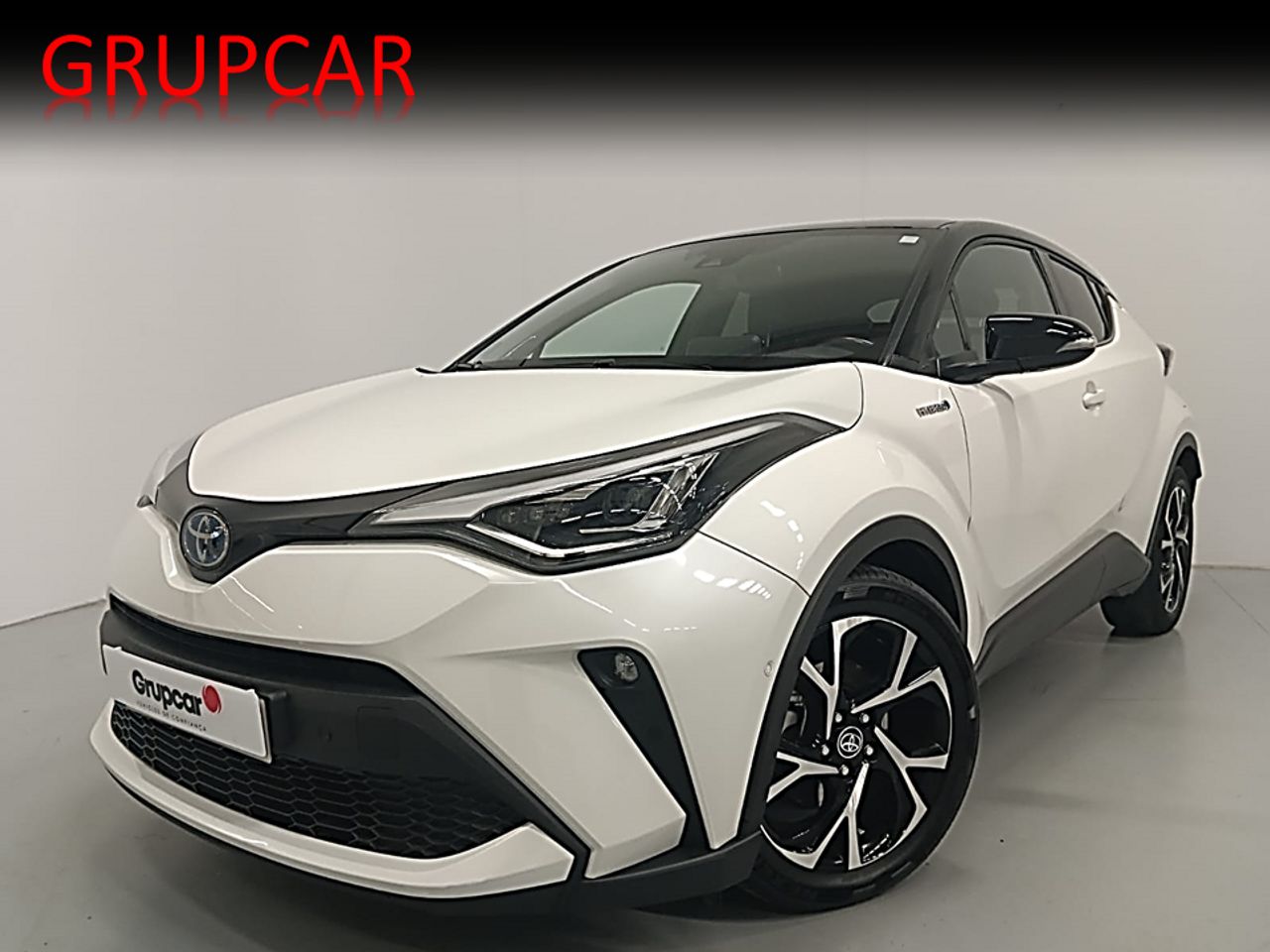 Toyota yaris con volante multifuncion  de segunda mano - toyota c-hr 2021 /