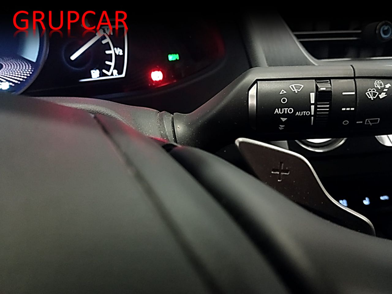 Lexus UX 300 e - foto 42