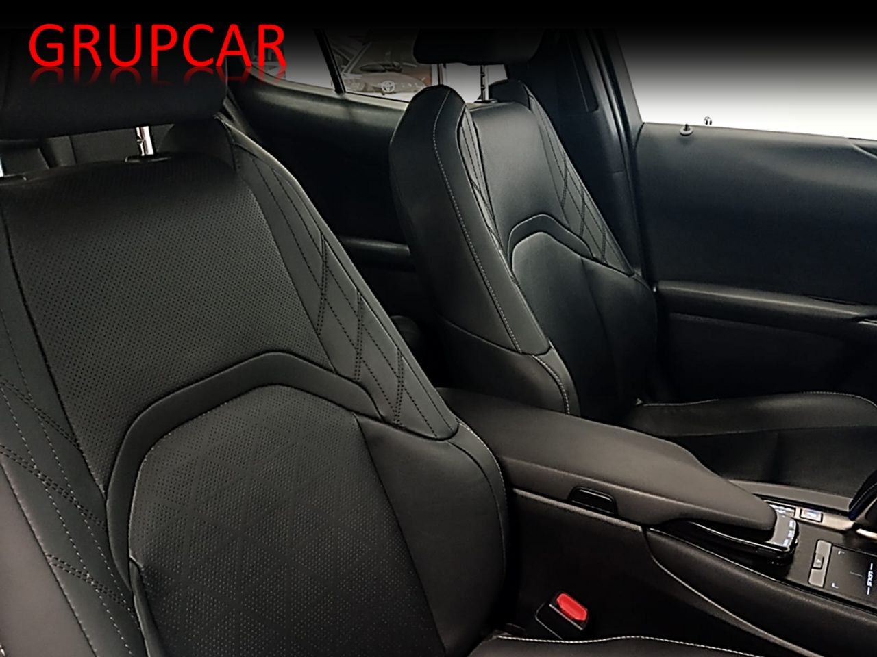 Lexus UX 300 e - foto 11