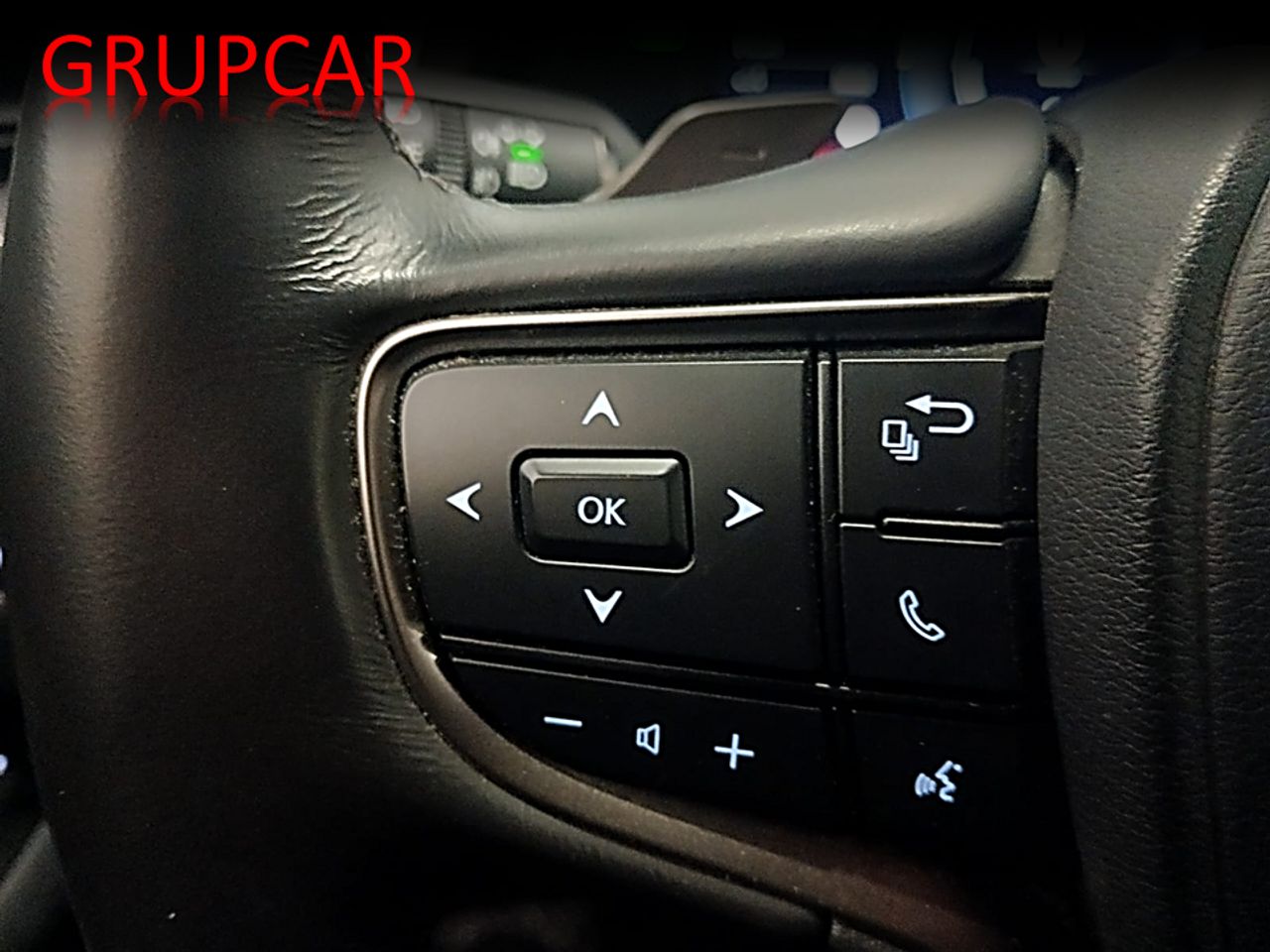 Lexus UX 300 e - foto 38