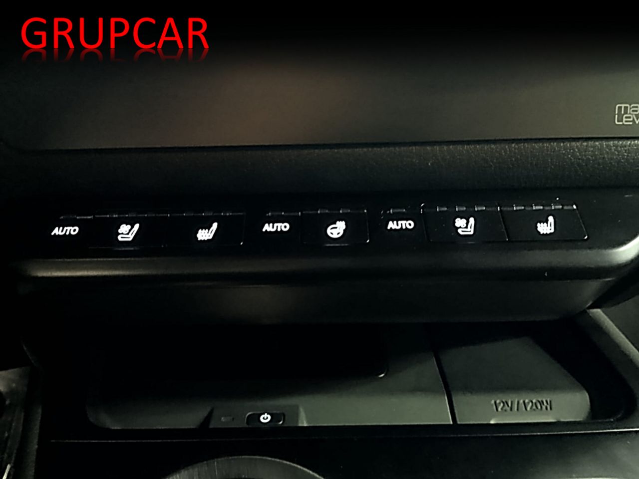 Lexus UX 300 e - foto 10