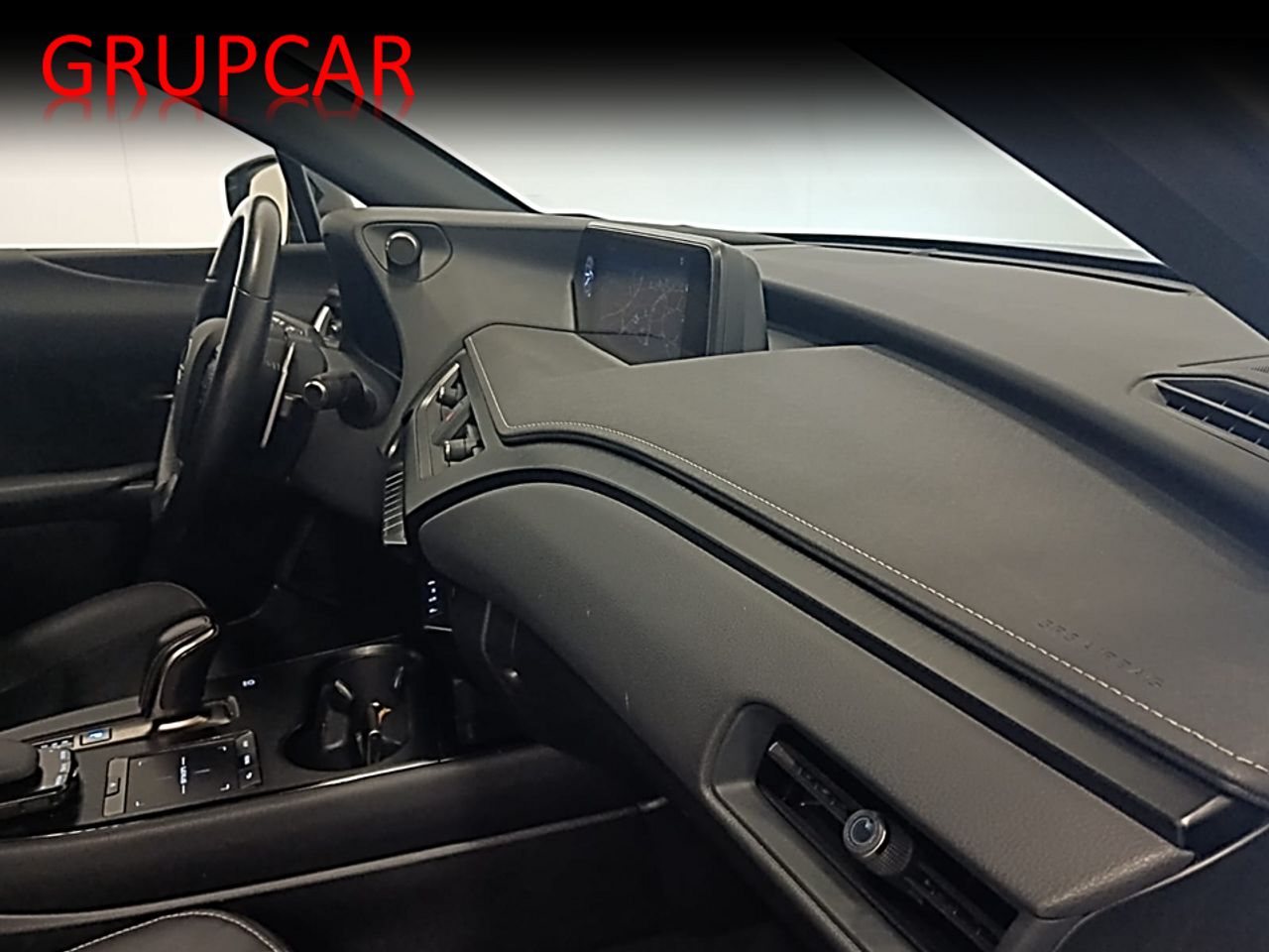 Lexus UX 300 e - foto 25