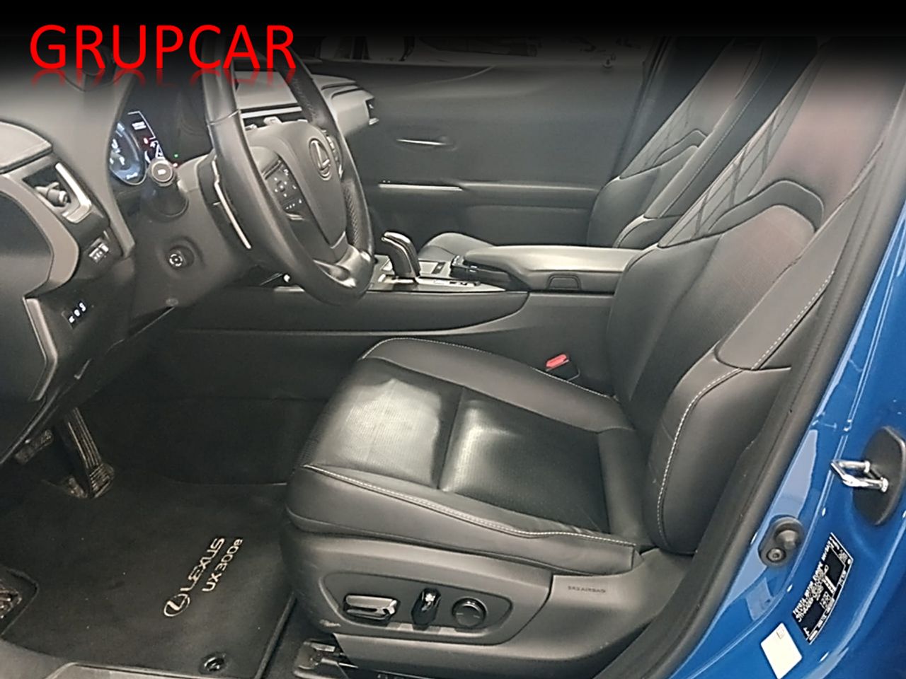 Lexus UX 300 e - foto 26