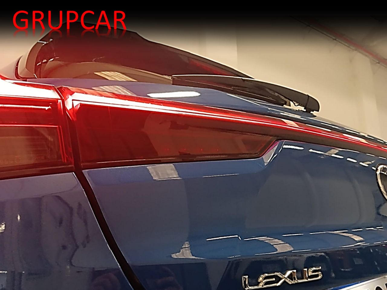 Lexus UX 300 e - foto 16