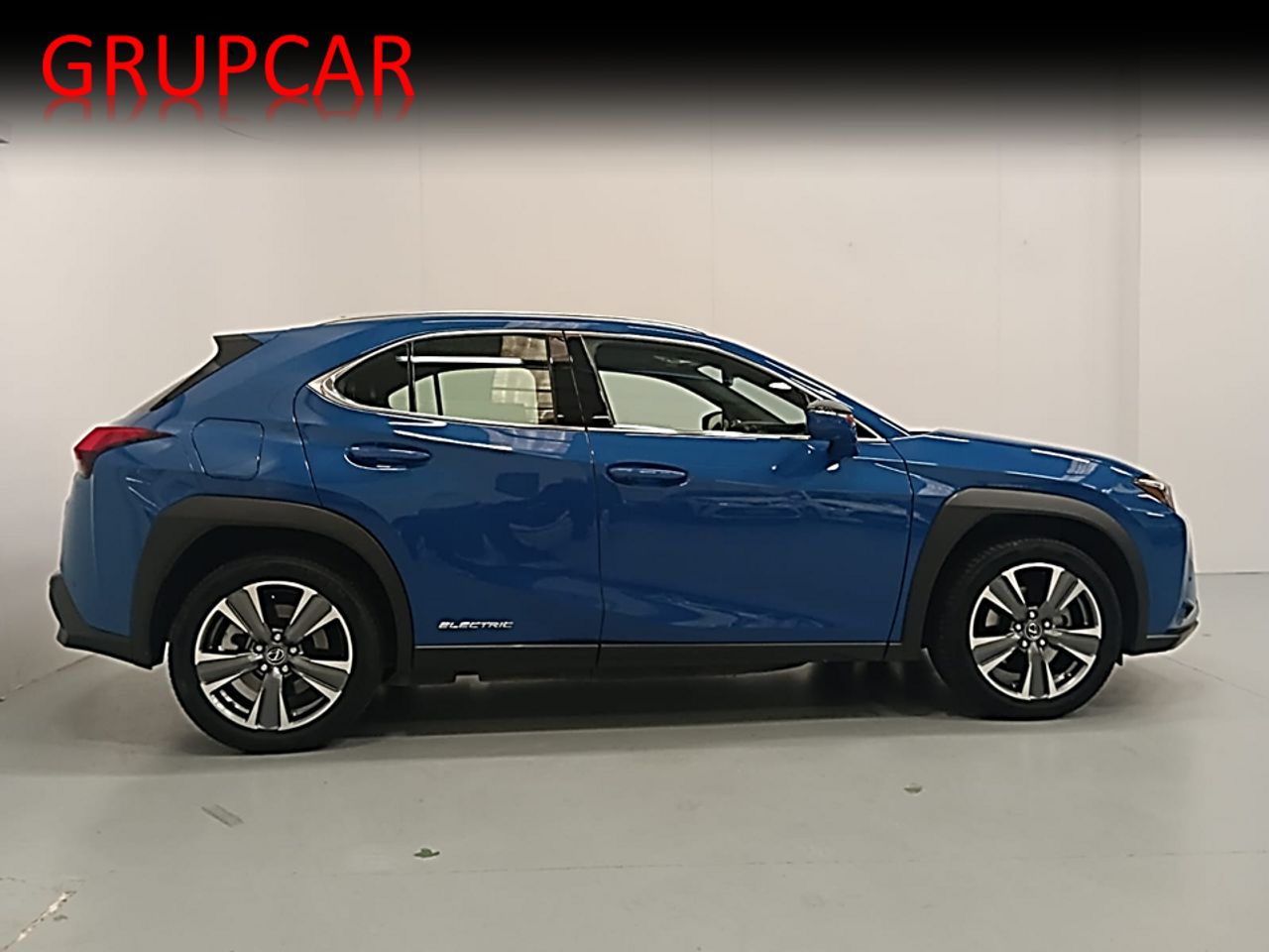 Lexus UX 300 e - foto 6