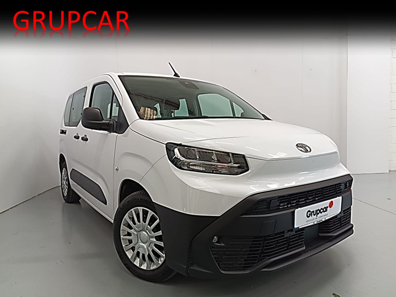 Veras no todas somos  de segunda mano - toyota proace city 2024 /