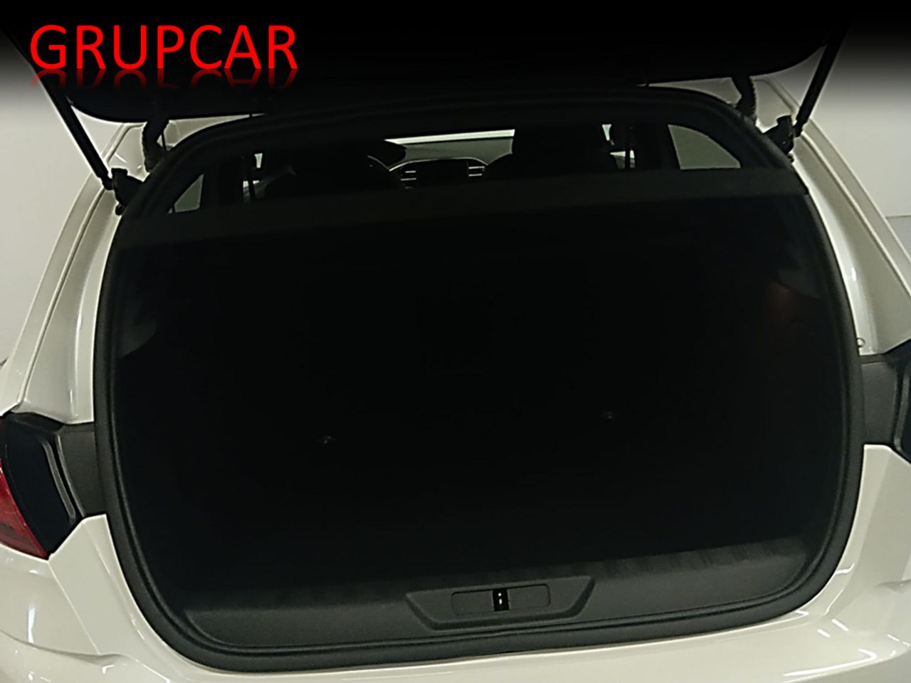 Peugeot 308 GT Line - foto 12