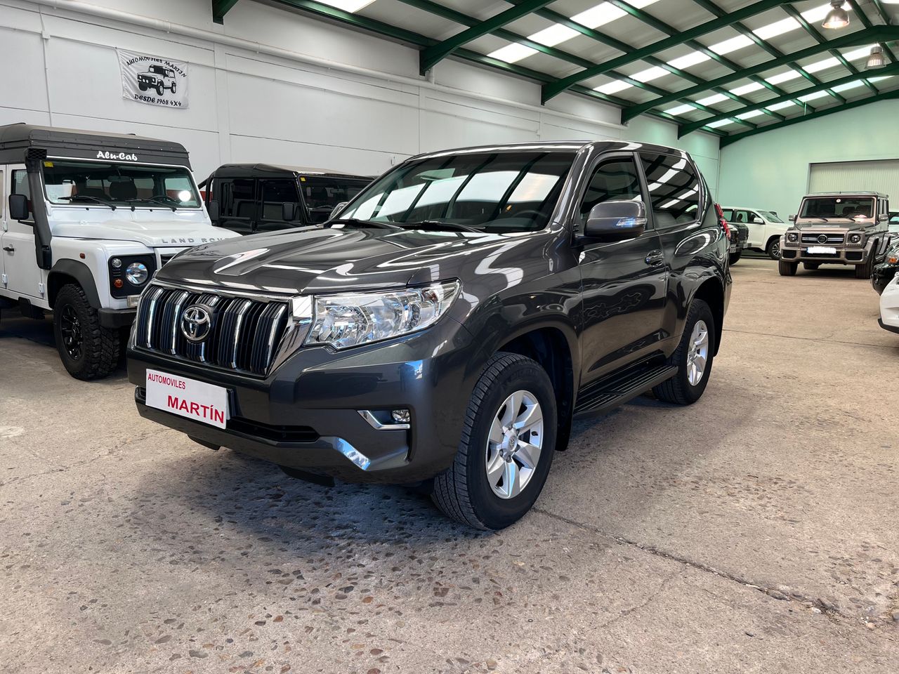 Foto toyota land cruiser 2021 /