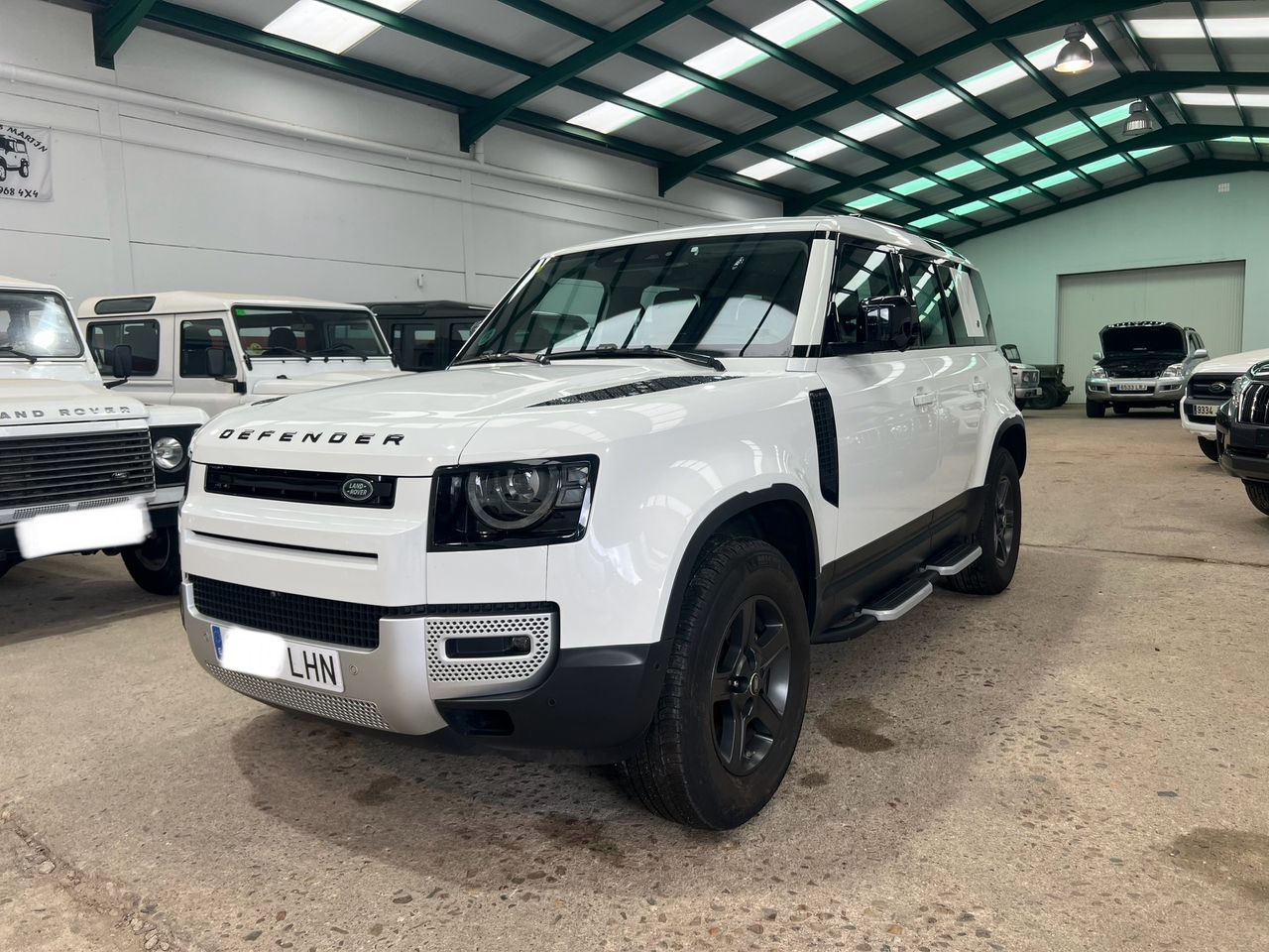 Foto land-rover defender 2020 /