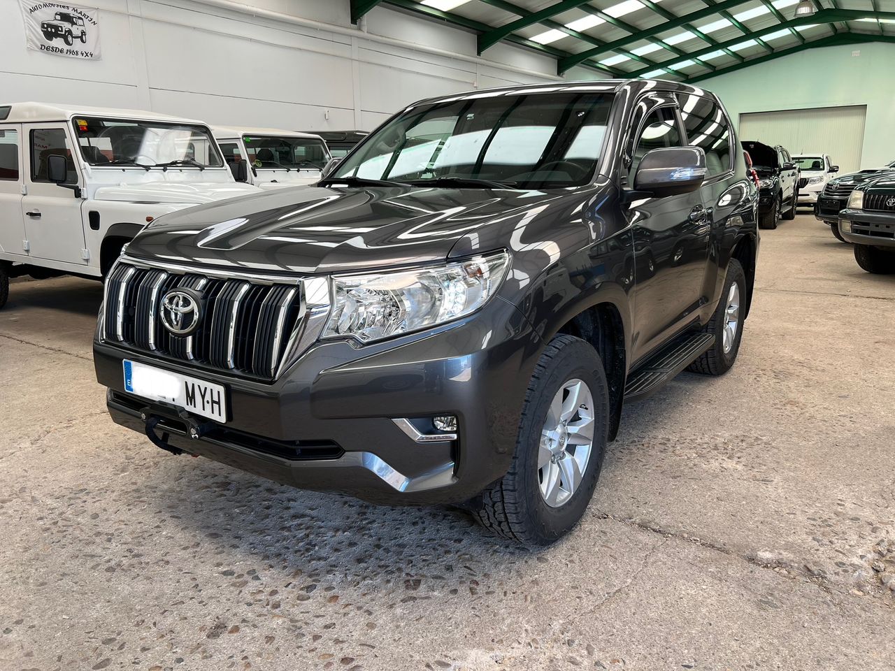 toyota land cruiser 2020 / foto grande (3)