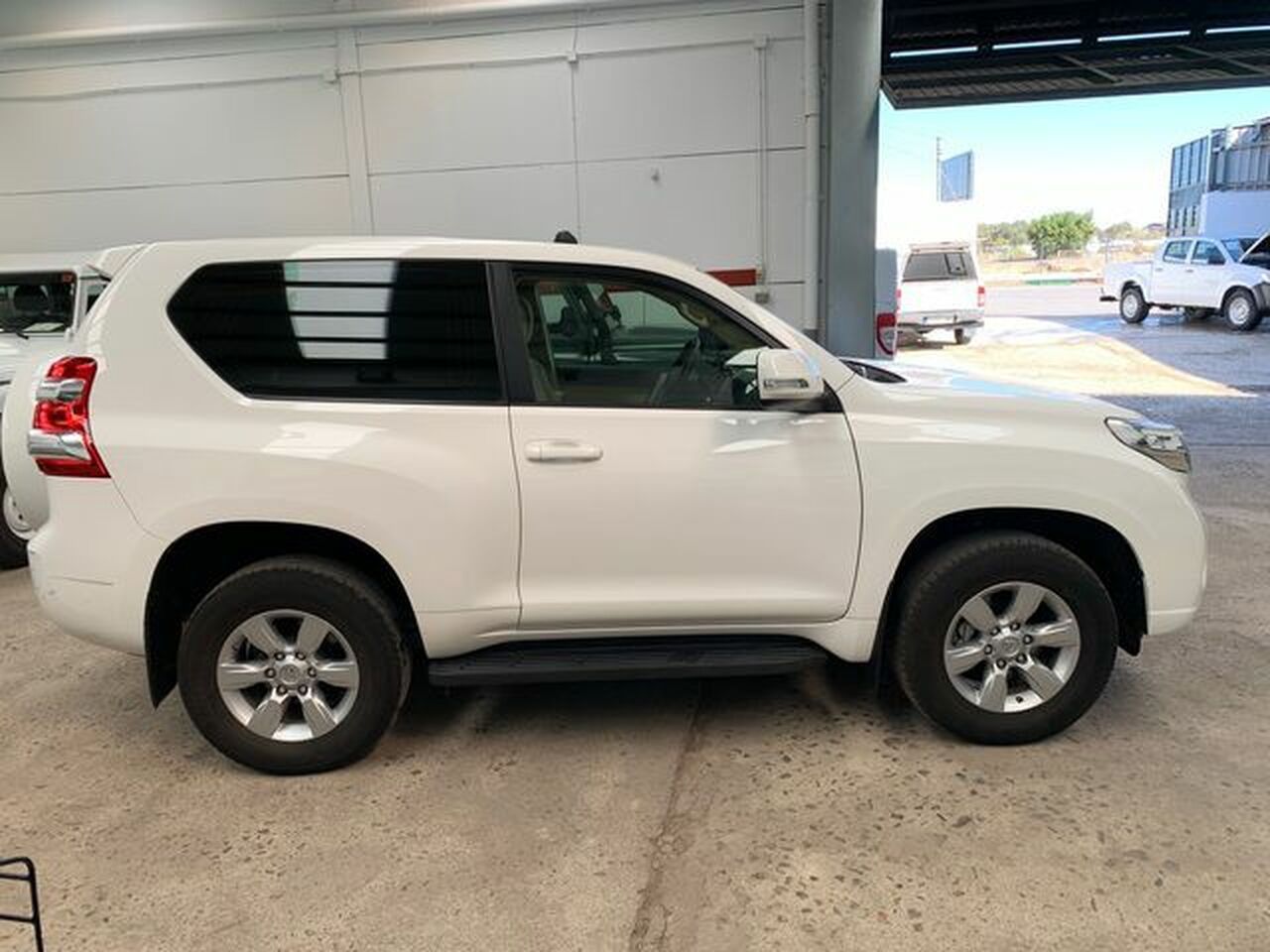 toyota land cruiser 2017 / foto grande (3)