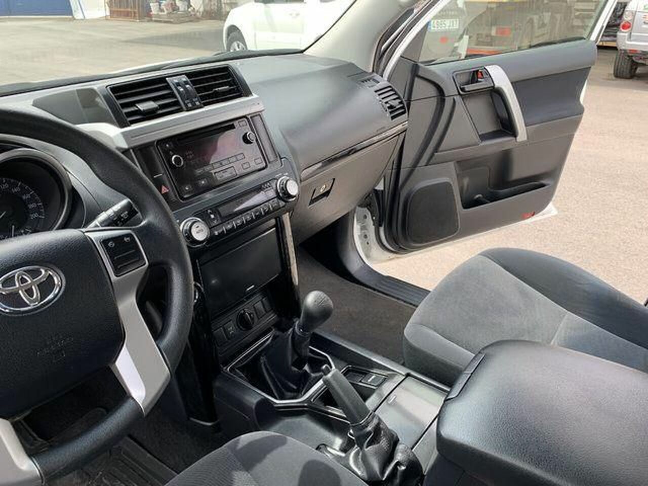 toyota land cruiser 2017 / foto grande (3)