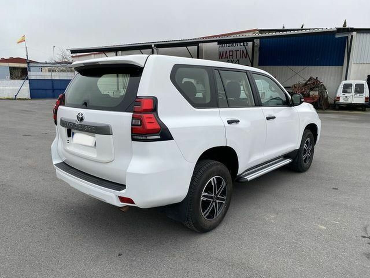toyota land cruiser 2018 / foto grande (3)
