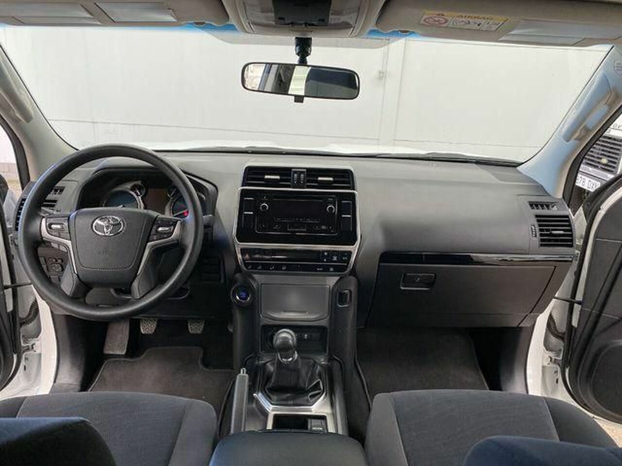 toyota land cruiser 2020 / foto grande (3)