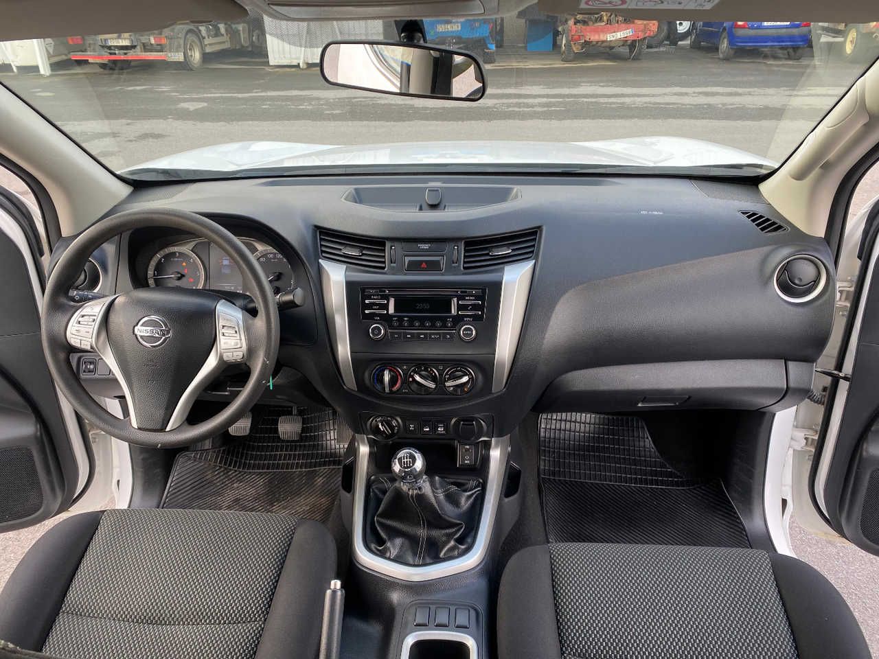 nissan navara 2019 / foto grande (3)