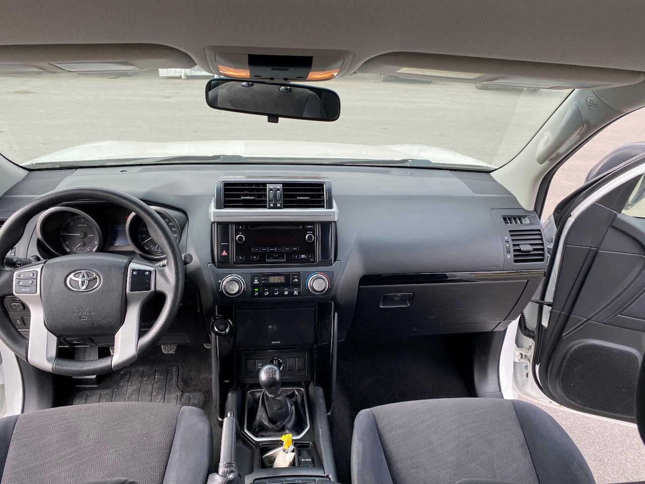 toyota land cruiser 2017 / foto grande (3)