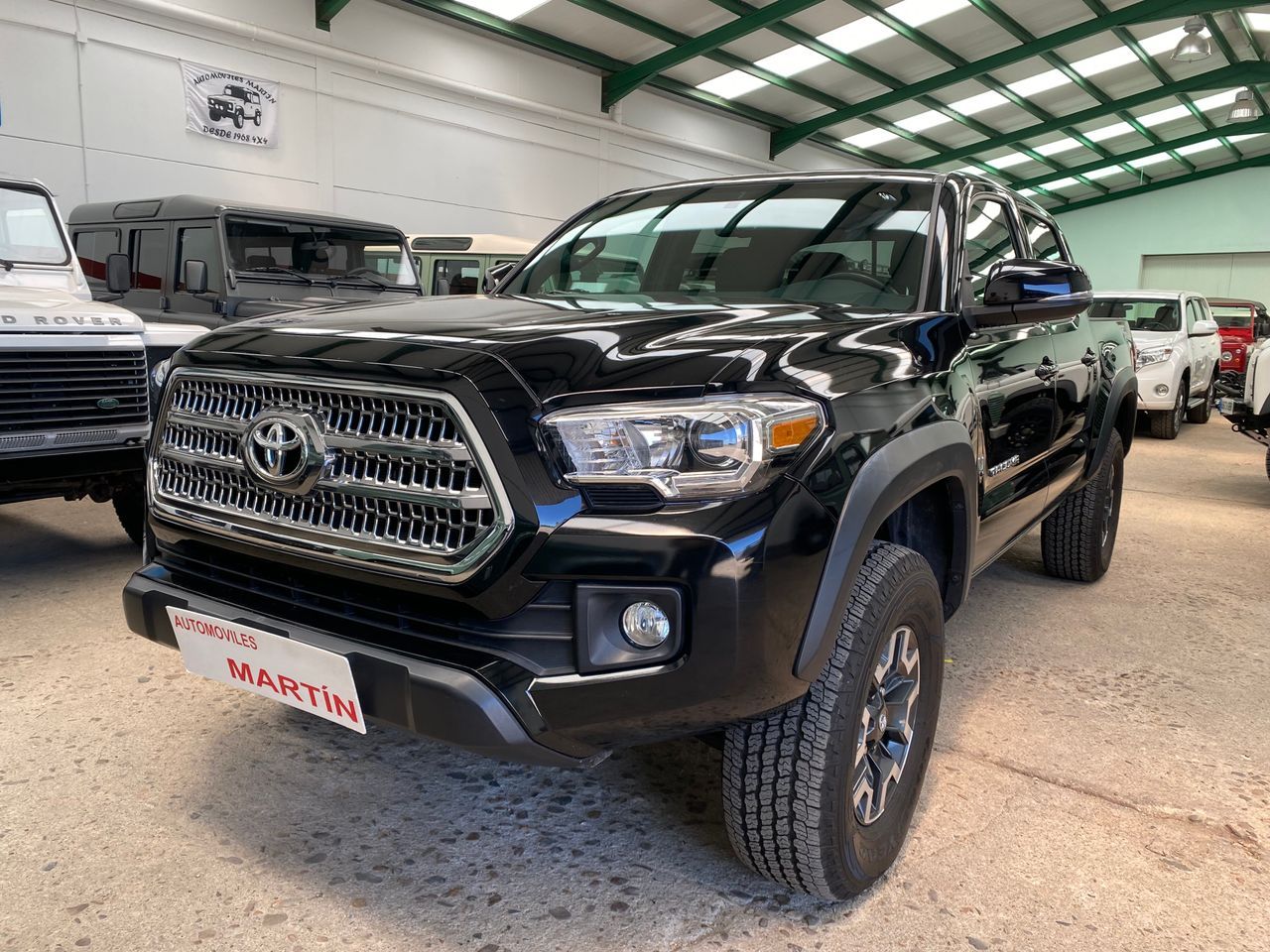 Ka 2017 negro 5 puertas  de segunda mano - toyota tacoma 2017 /