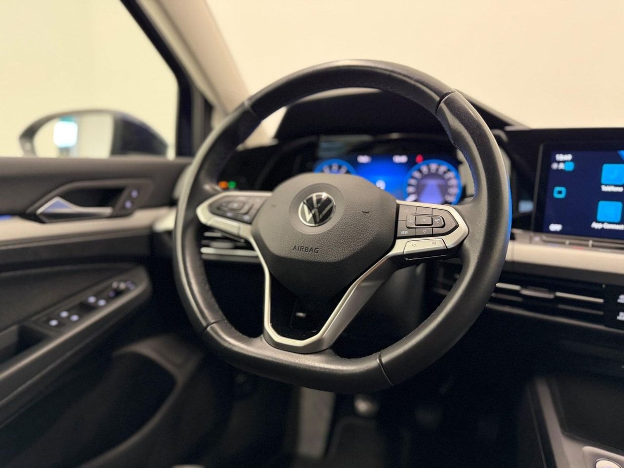 Volkswagen Golf Life 1.0 TSI 81kW (110CV) Variant - foto 30