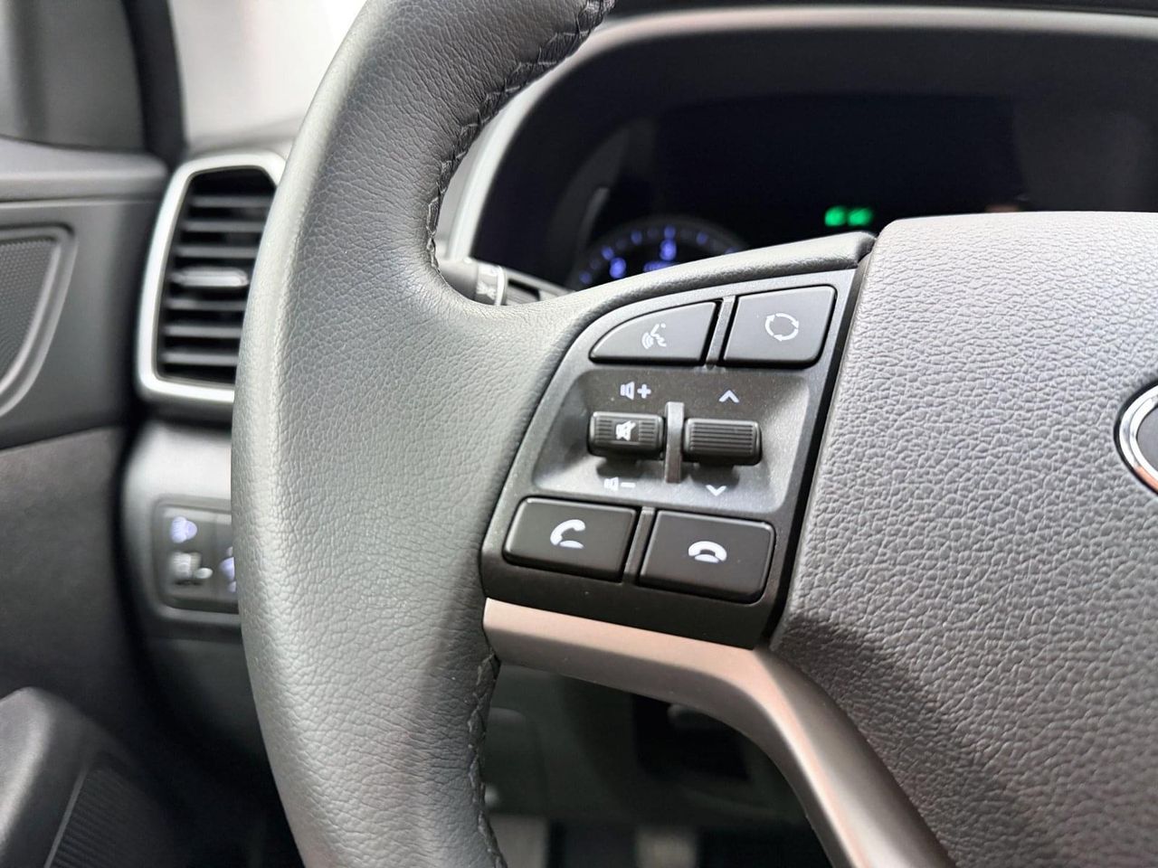 Hyundai Tucson 1.6 CRDI 85kW (116CV) 48V Tecno 4X2 - foto 31